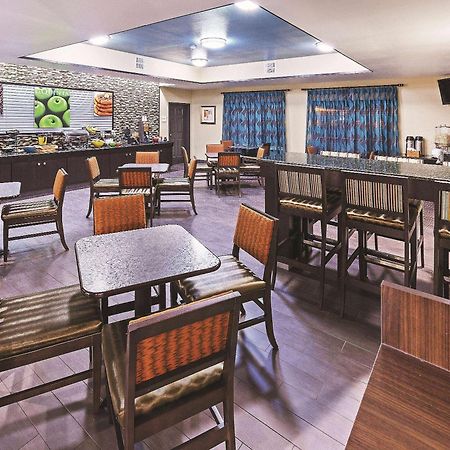La Quinta By Wyndham Houston Hobby Airport Hotel Ngoại thất bức ảnh