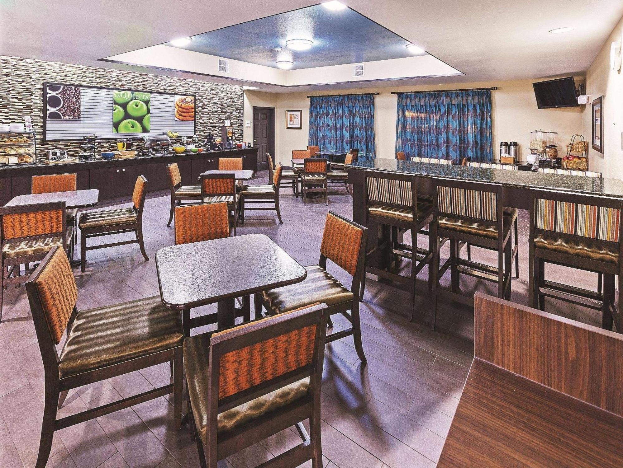 La Quinta By Wyndham Houston Hobby Airport Hotel Ngoại thất bức ảnh